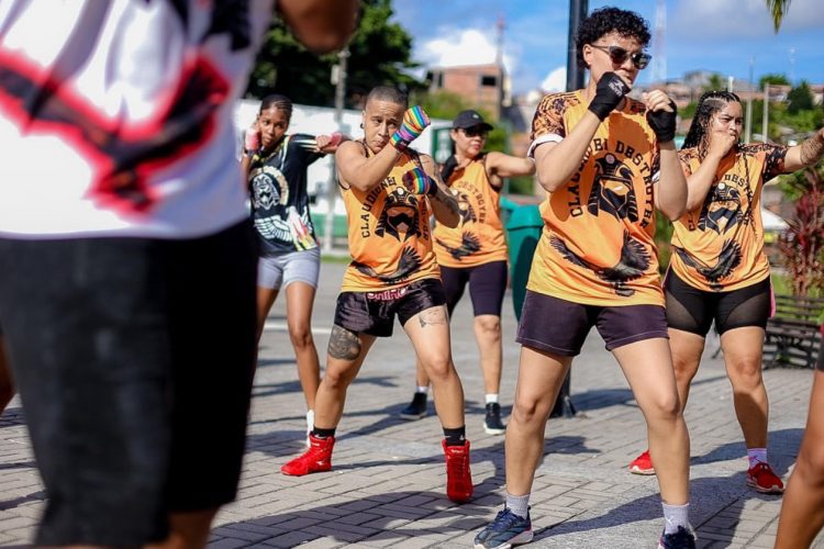 Simões Filho promove Aulão de Boxe e incentiva a prática esportiva