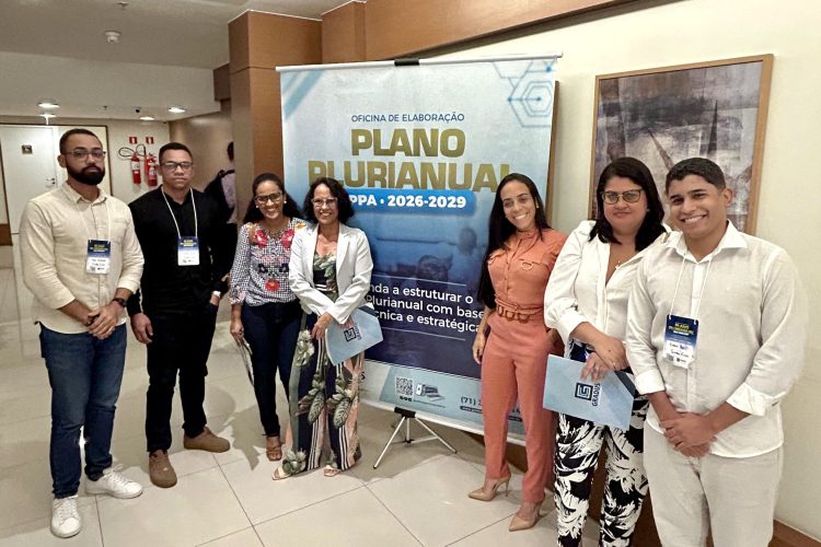 Simões Filho participa de oficina sobre elaboração do PPA 2026–2029