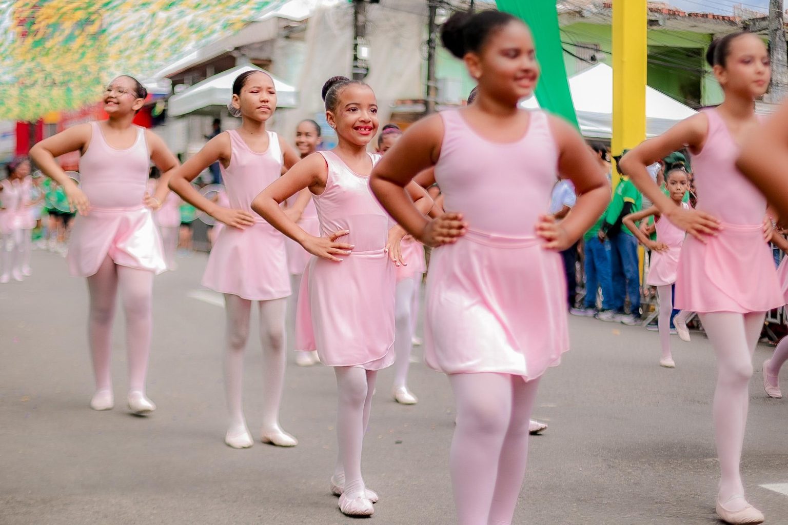Simões Filho inicia celebrações do 7 de Setembro com Desfile Cívico
