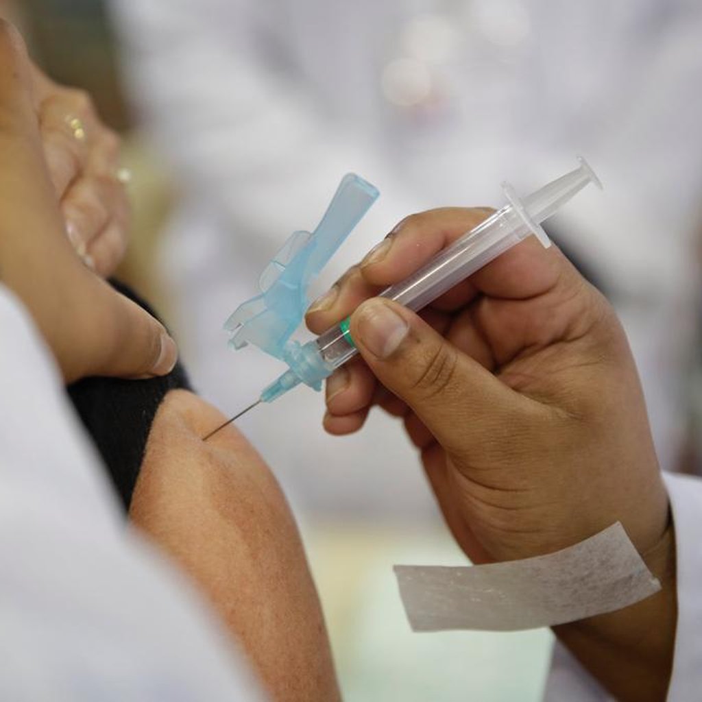 COVID-19: Prefeitura inicia vacinação com a 5ª dose para imunocomprometidos 