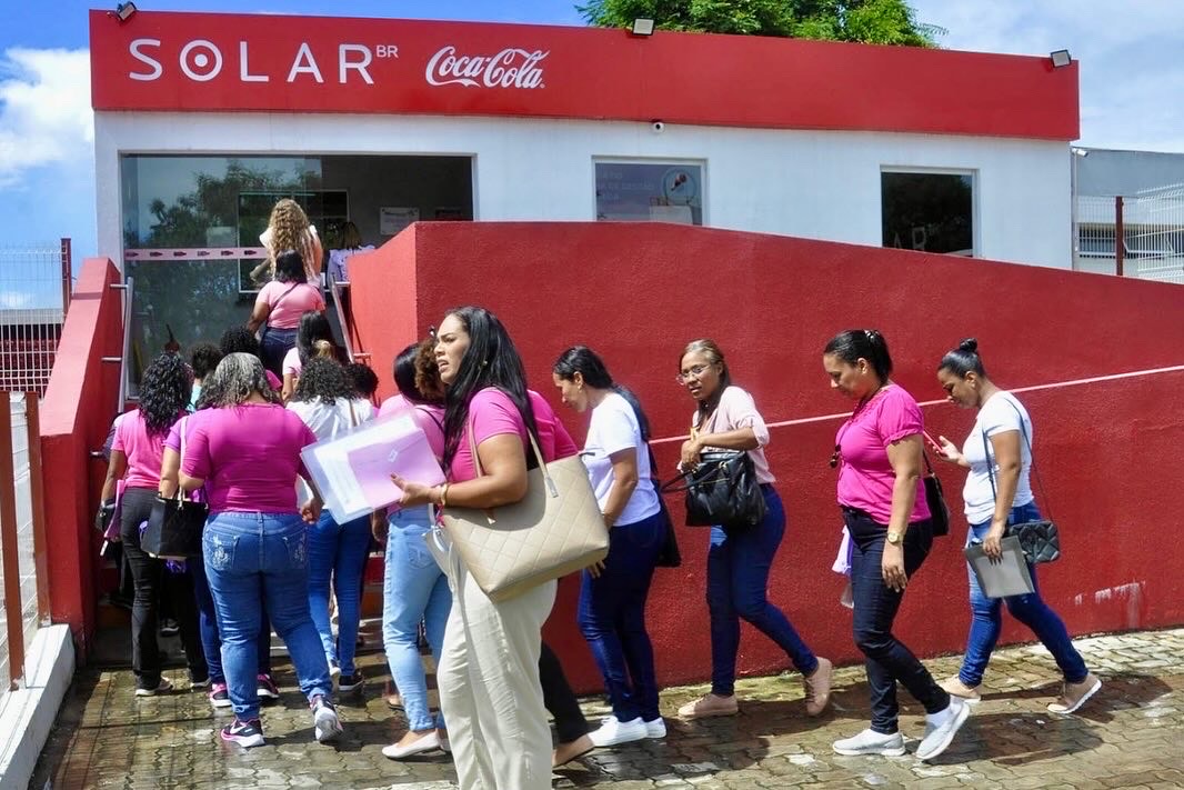 Simões Filho: Mulheres assistidas pelo CRAM participam de processo seletivo em empresa multinacional