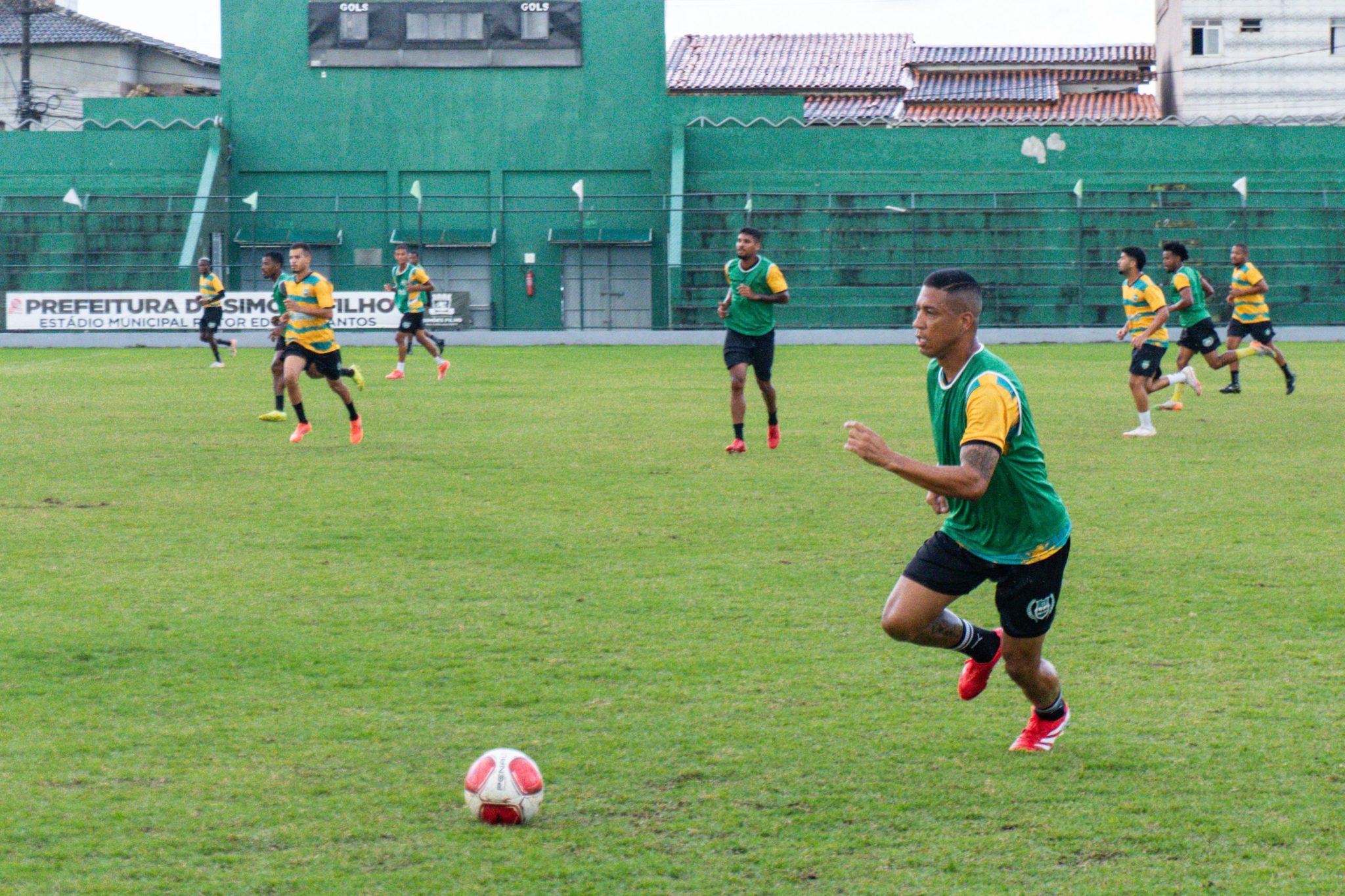 Seleção de Simões Filho se prepara para o Intermunicipal com estreia em 10 de agosto