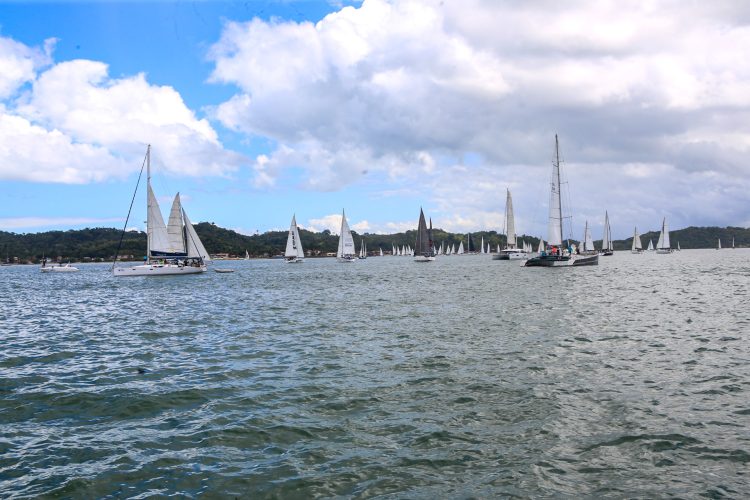 Regata Aratu-Maragojipe movimenta Simões Filho e fortalece setor turístico