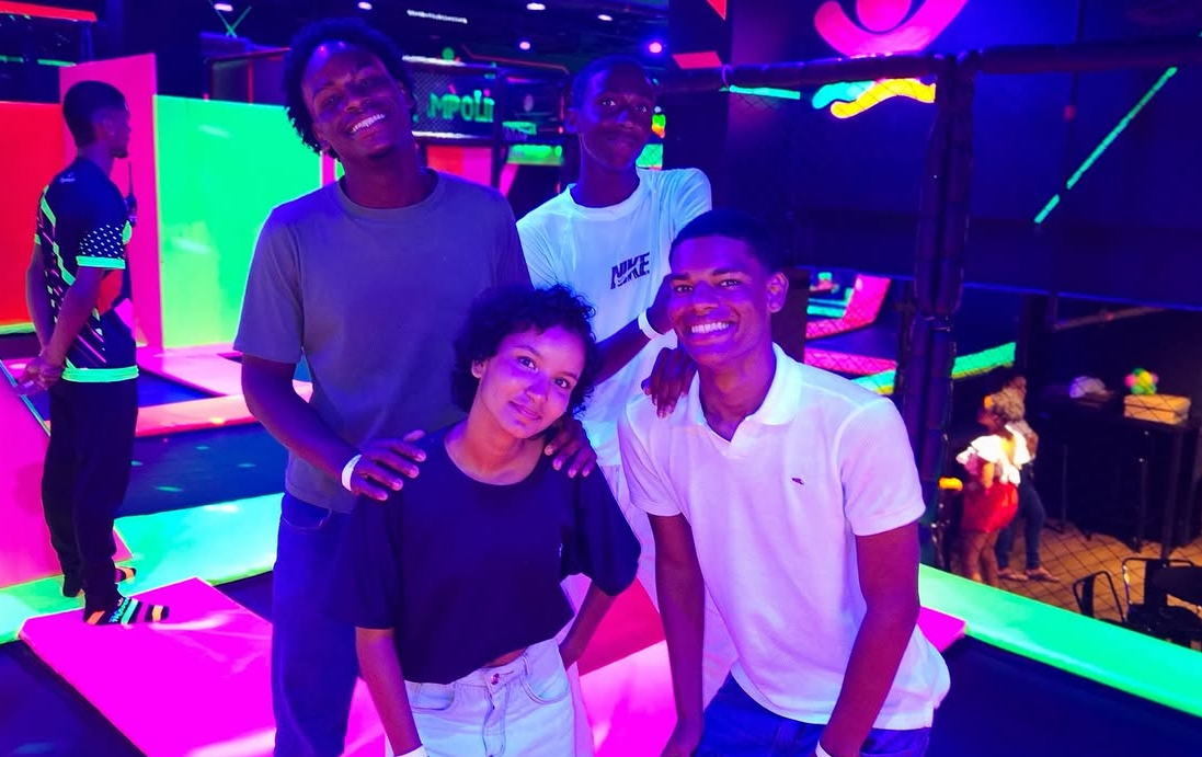 Integração cultural e lazer marcam ação da Secretaria de Juventude em parceria com a Villa Trampolim