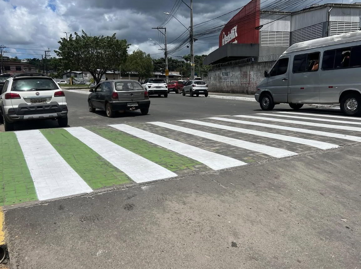 Prefeitura segue com requalificação da sinalização horizontal; ações são coordenadas pela Supertrans