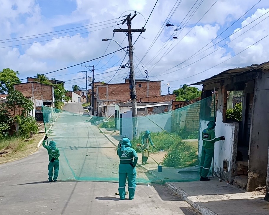 Prefeitura intensifica mutirões e amplia frentes de limpeza urbana em Simões Filho
