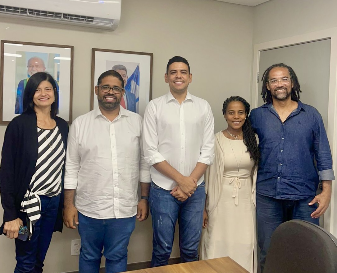 Simões Filho reforça protagonismo na pauta da juventude e amplia rede de proteção social